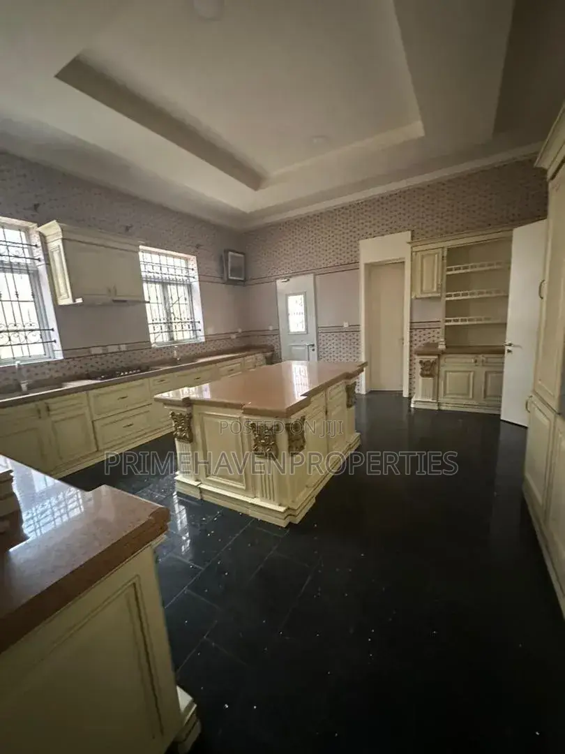 6bdrm Duplex in Katampe Extension for rent