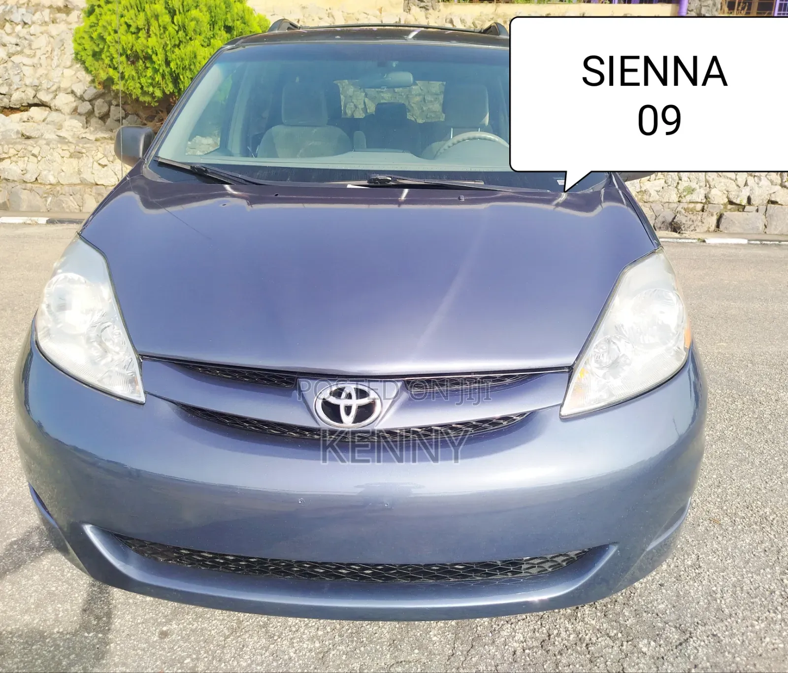 Toyota Sienna LE 2009 Blue