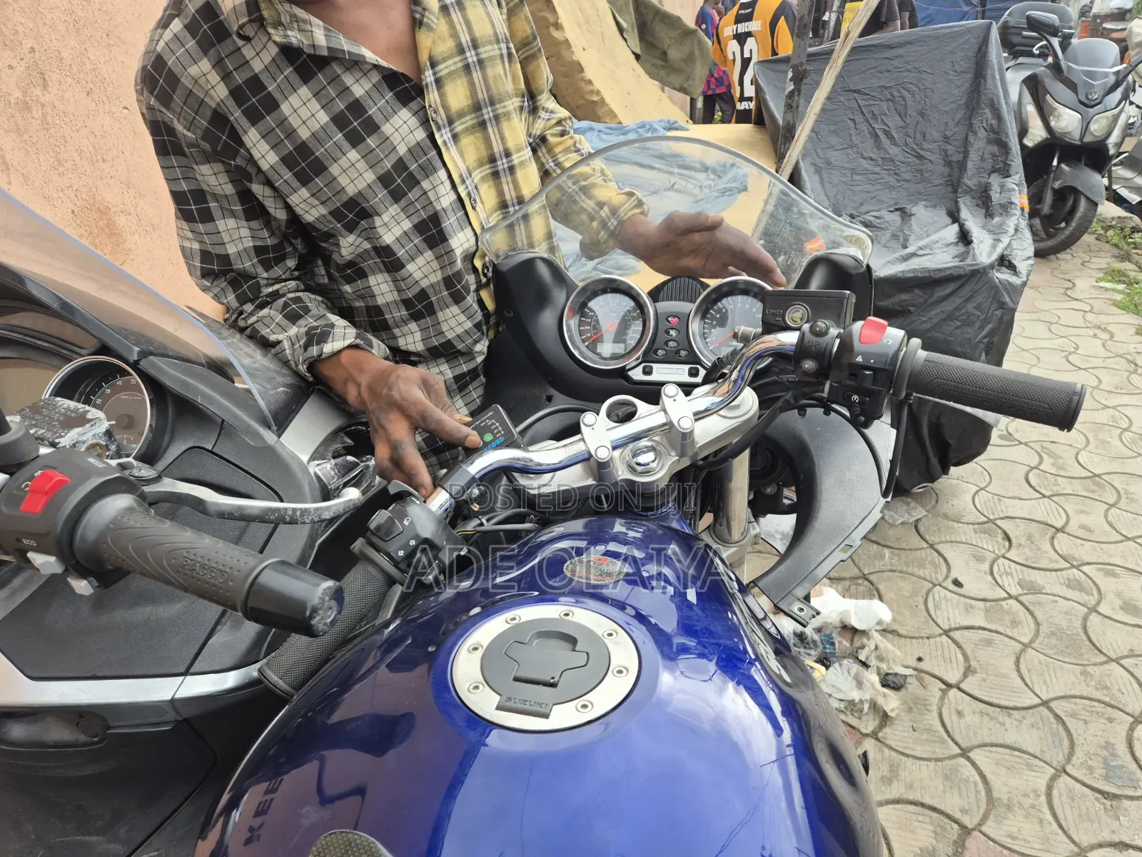Suzuki Bandit 2004 Blue