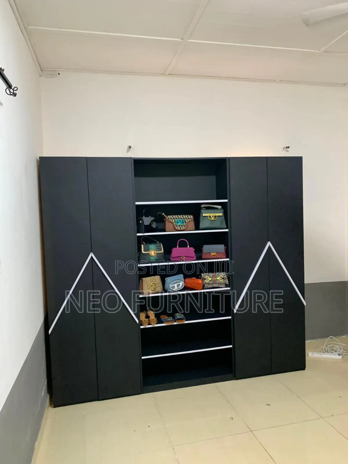 Wardrobe With Shoe Rack