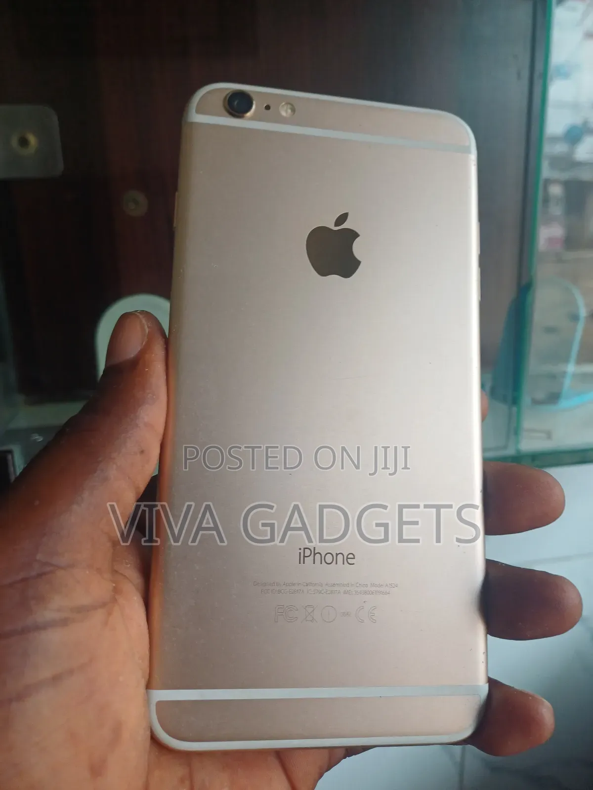 Apple iPhone 6s Plus 64 GB Gold