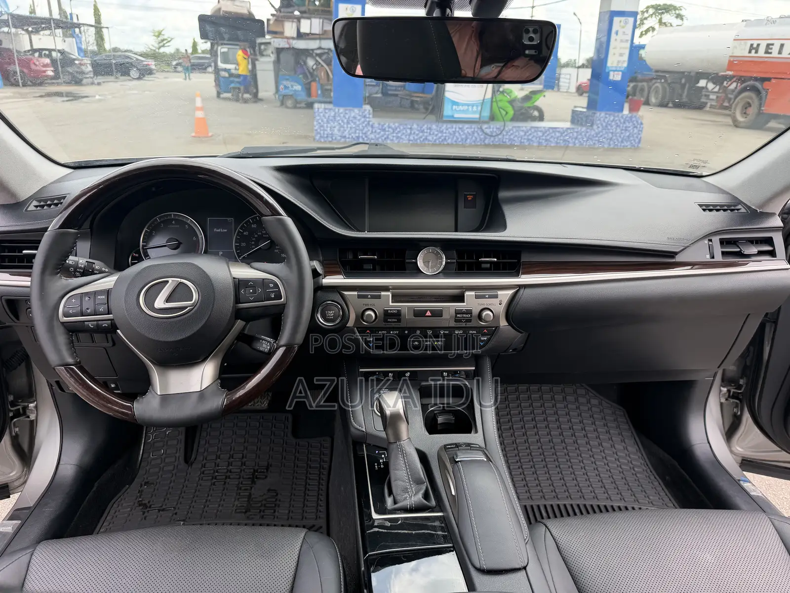 Lexus GS 350 2016 Gold