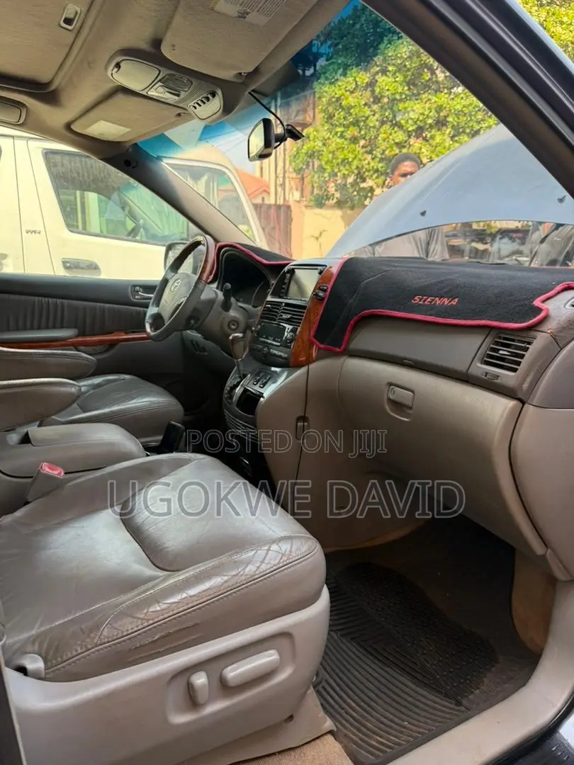 Toyota Sienna 2008 Gray