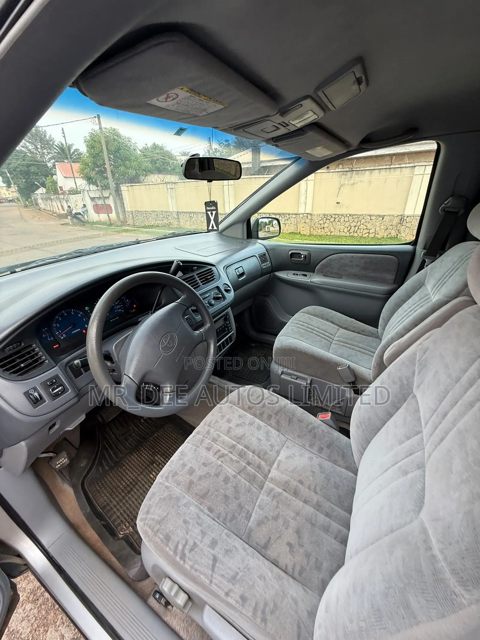 Toyota Sienna 2003 Silver