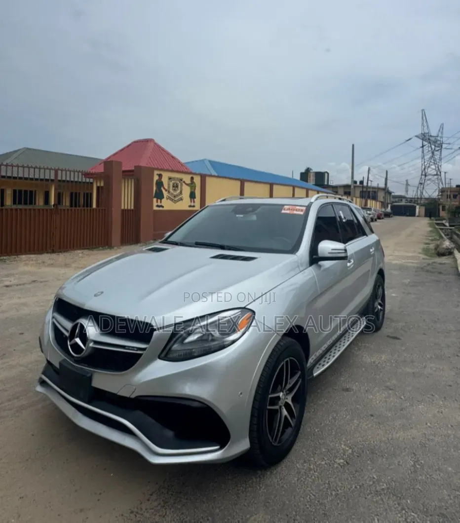 Mercedes-Benz GLE-Class 2016 Silver