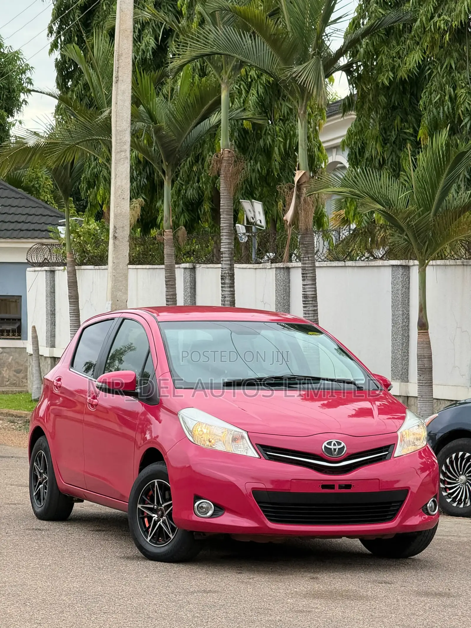 Toyota Yaris 2012 Red