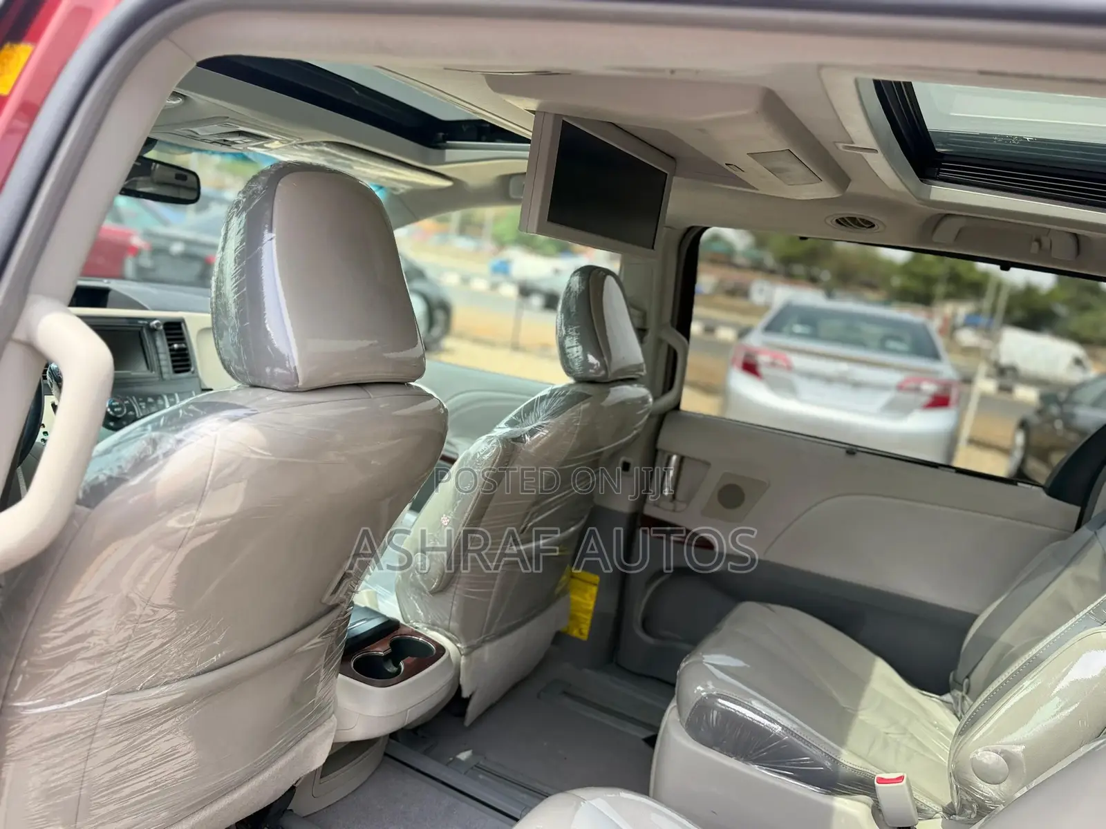 Toyota Sienna Limited AWD 7-Passenger 2013 Red