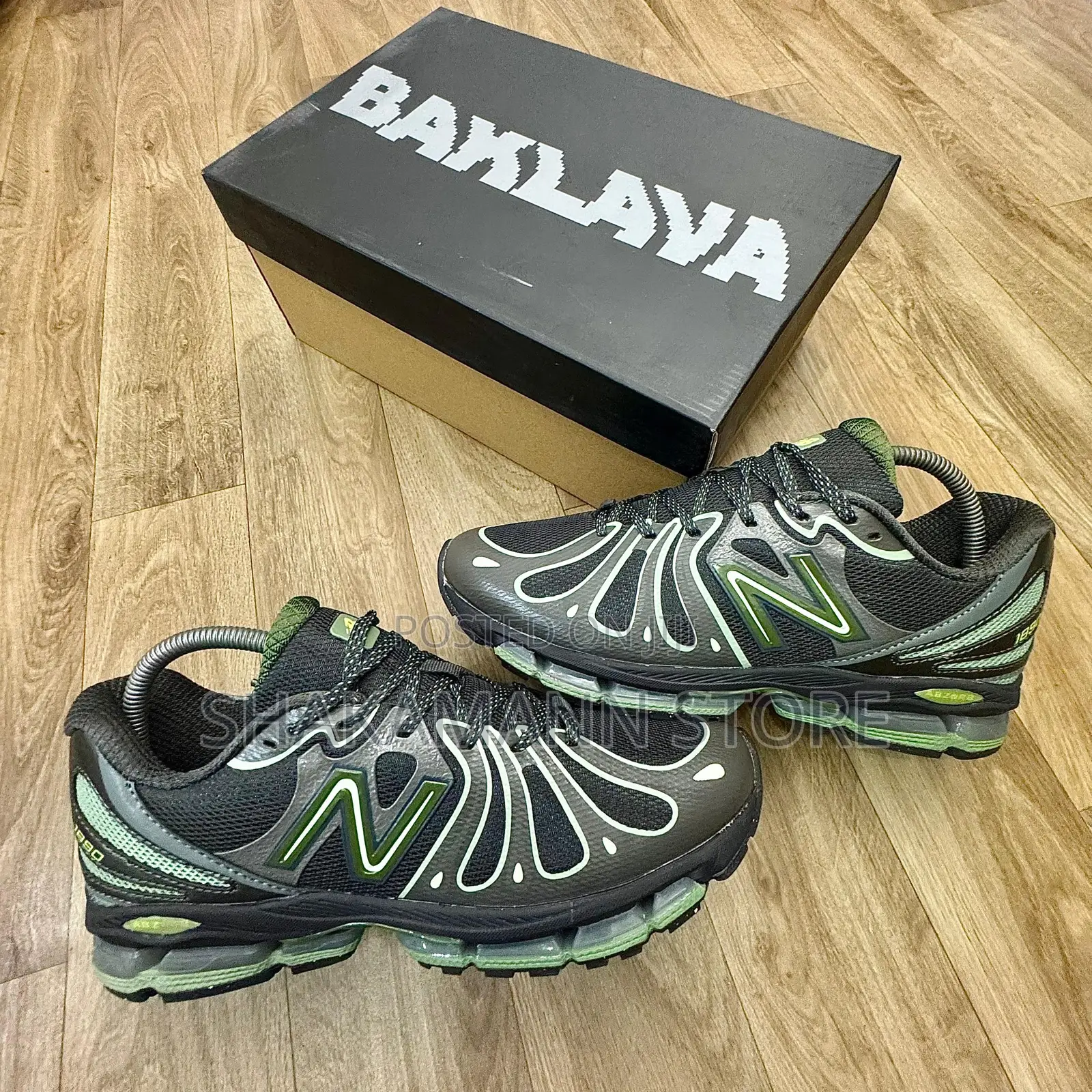 Original New Balance Abzorb 1890 “ Faded Utility Black Green”