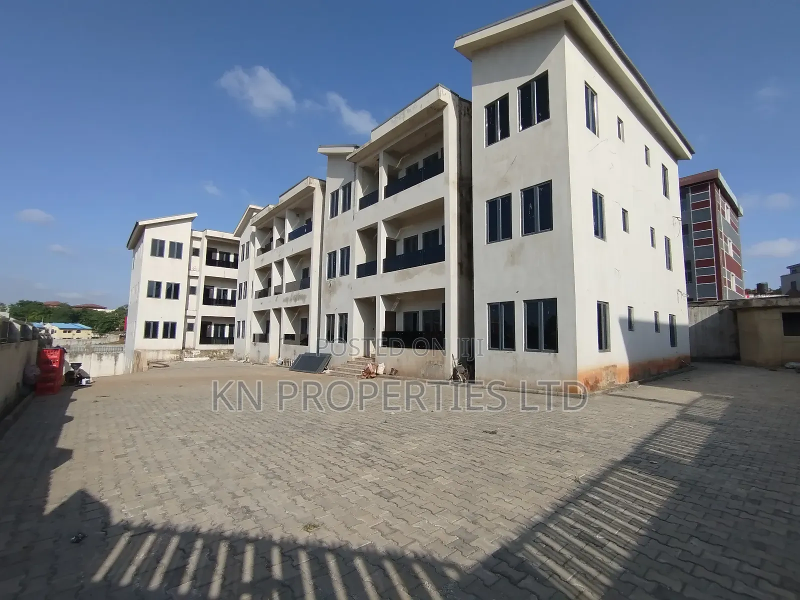 2bdrm Apartment in 17 Units Corporate, Garki for rent