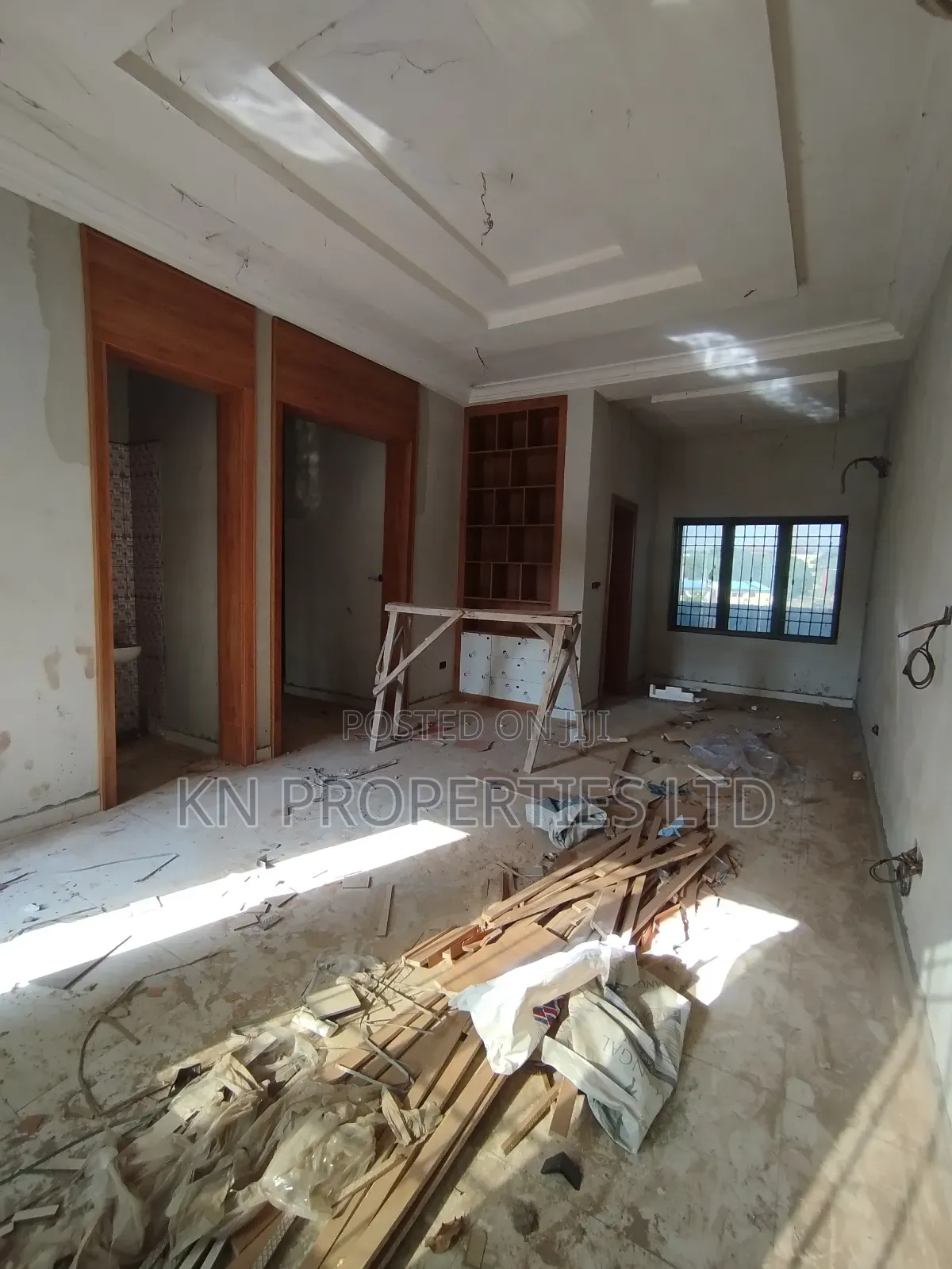 2bdrm Apartment in 17 Units Corporate, Garki for rent