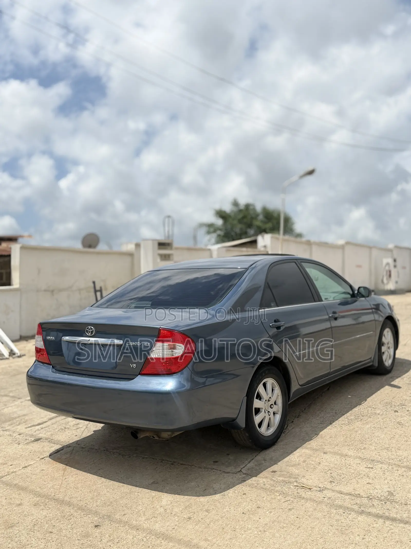 Toyota Camry XLE V6 4dr Sedan (3.0L 6cyl 5A) 2004 Blue