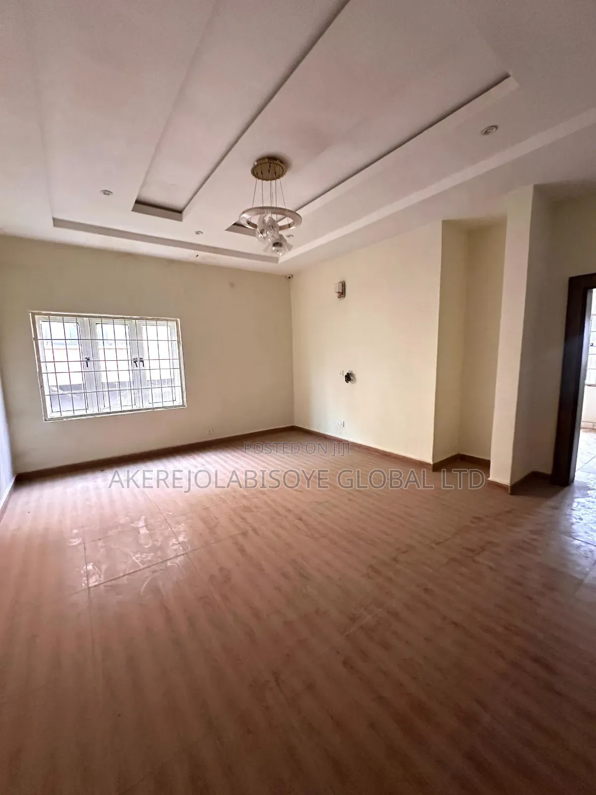4bdrm Duplex in In An Estate for sale