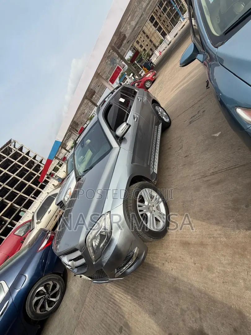 Mercedes-Benz GLK-Class 2014 Gray