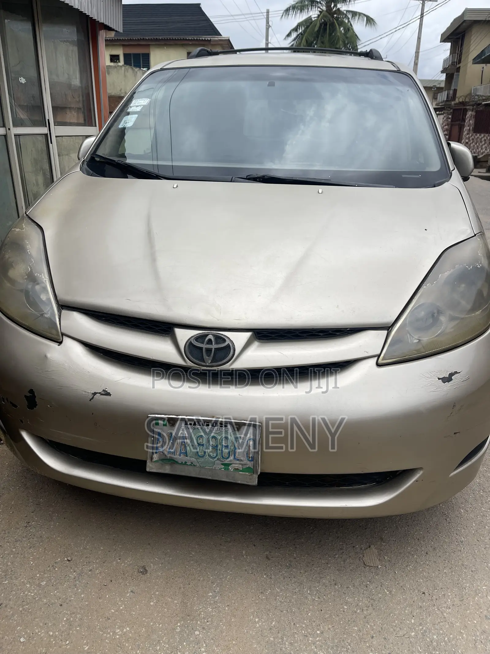 Toyota Sienna XLE Limited AWD 2006 Gold