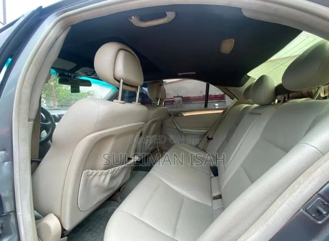 Mercedes-Benz C240 2.6 RWD 2005 Gray