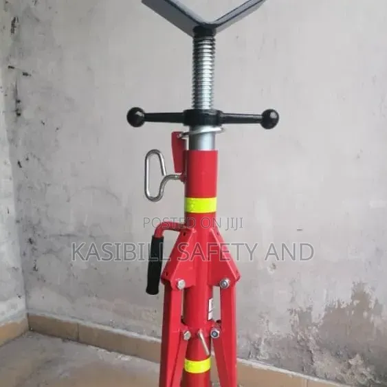 Vevor Pipe Jack Stand With a v-Head