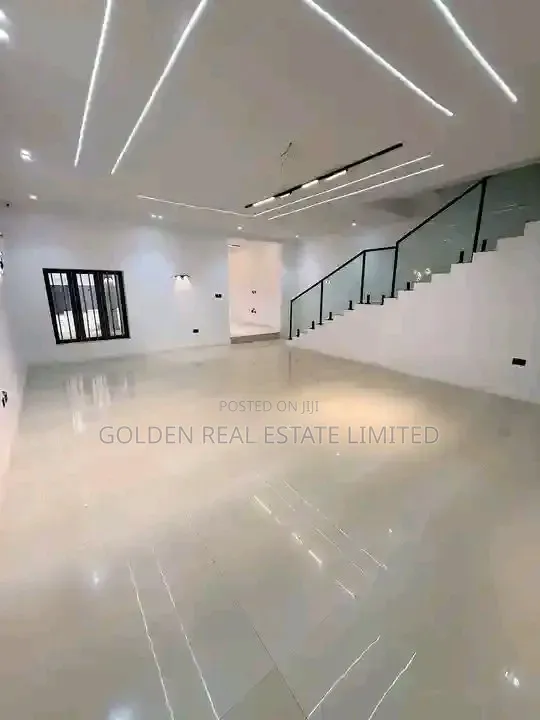 4bdrm Duplex in Maitama for sale