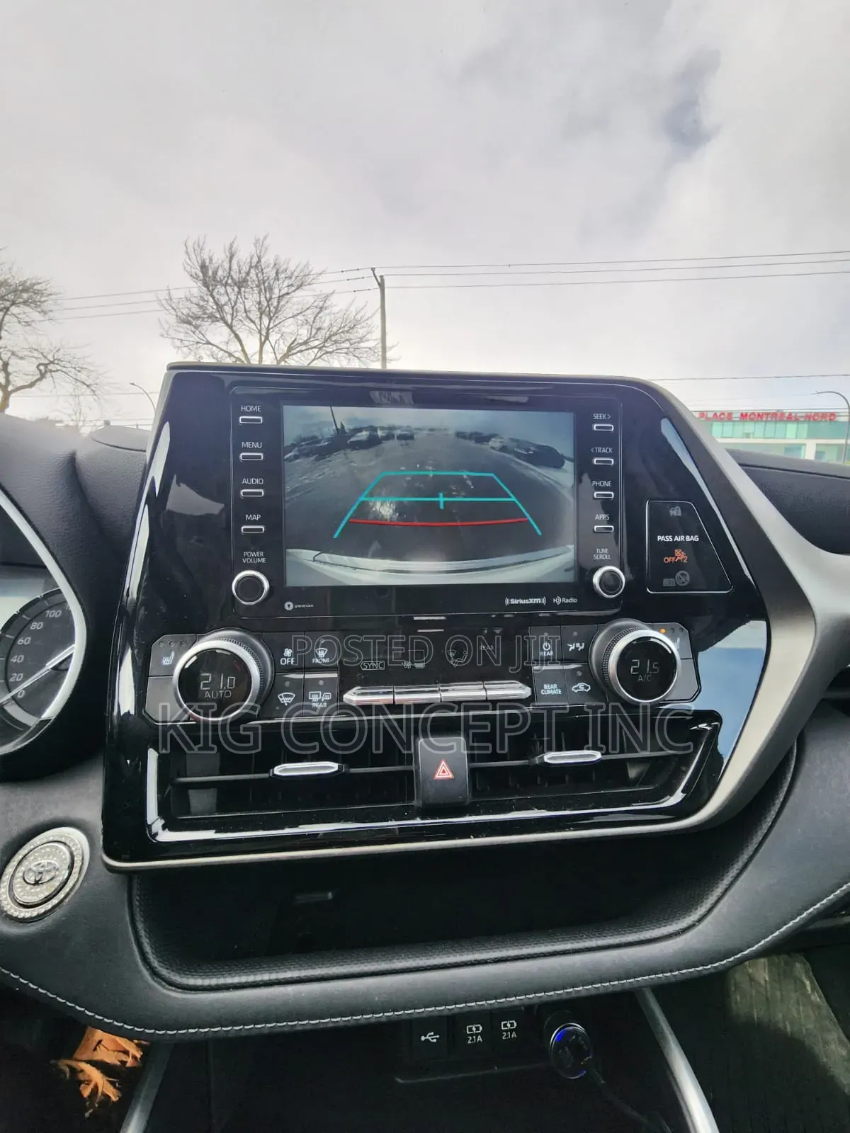 Toyota Highlander XLE 2021 White