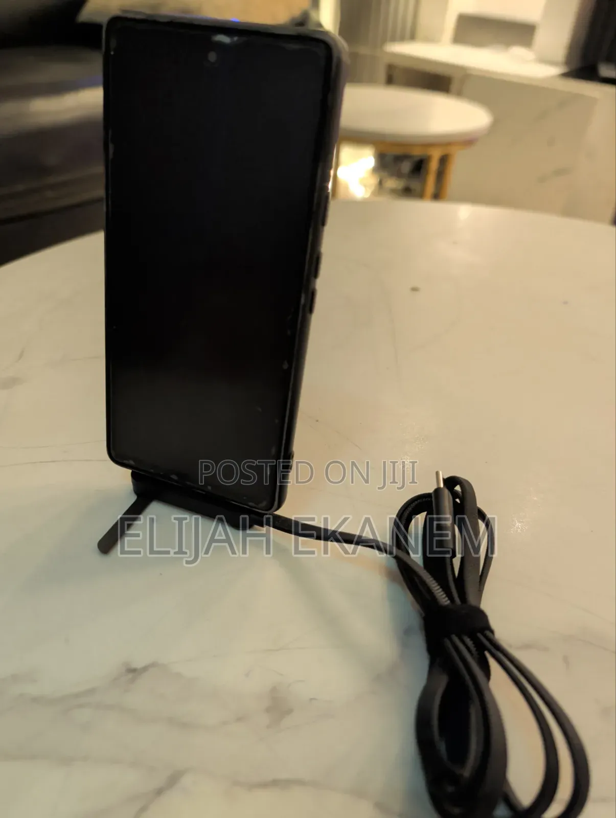 Type C: Usb-C to Usb-C Original Cable With Stand