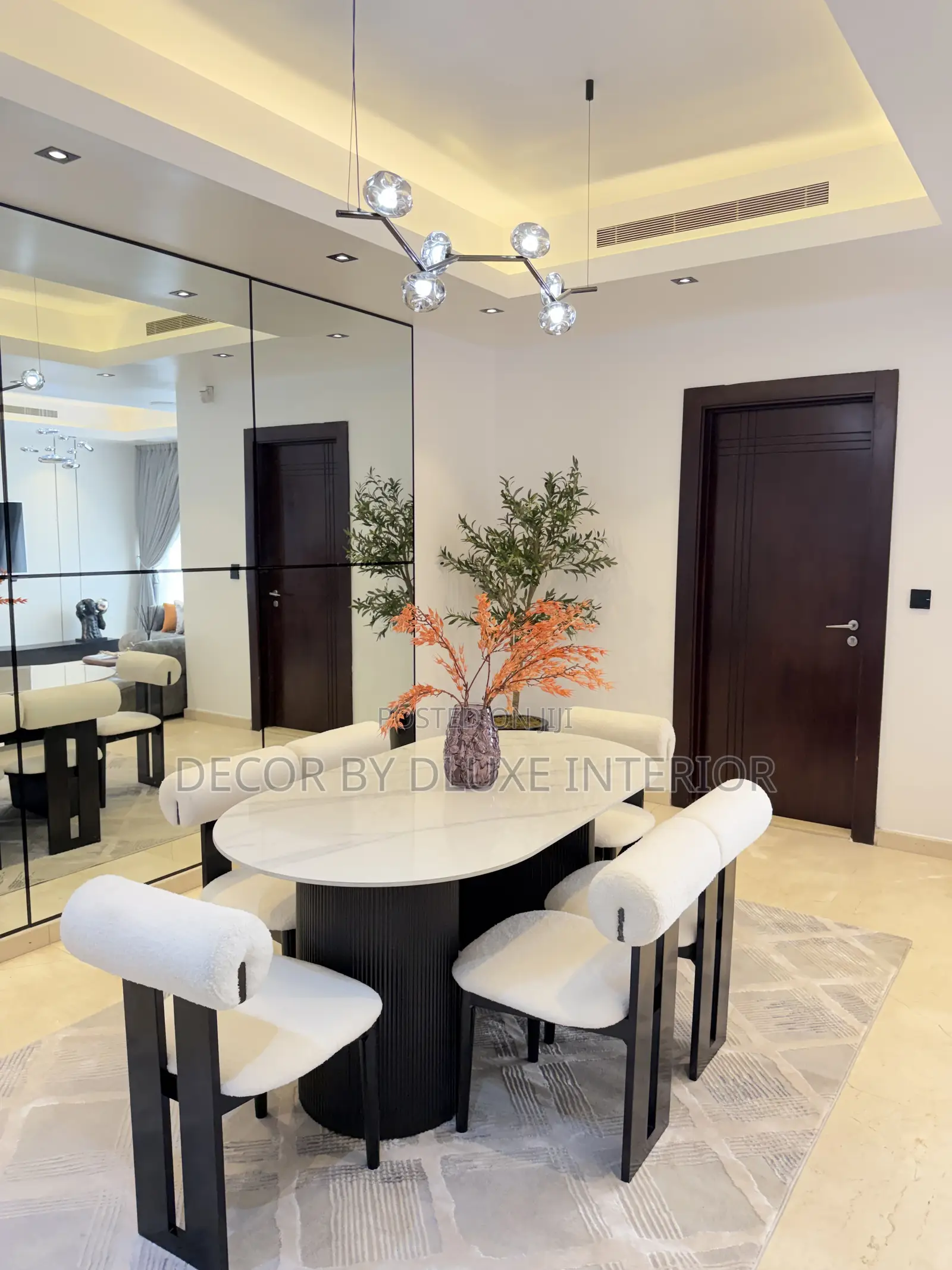 Luxury Minimalist 6 Seater Dining Set