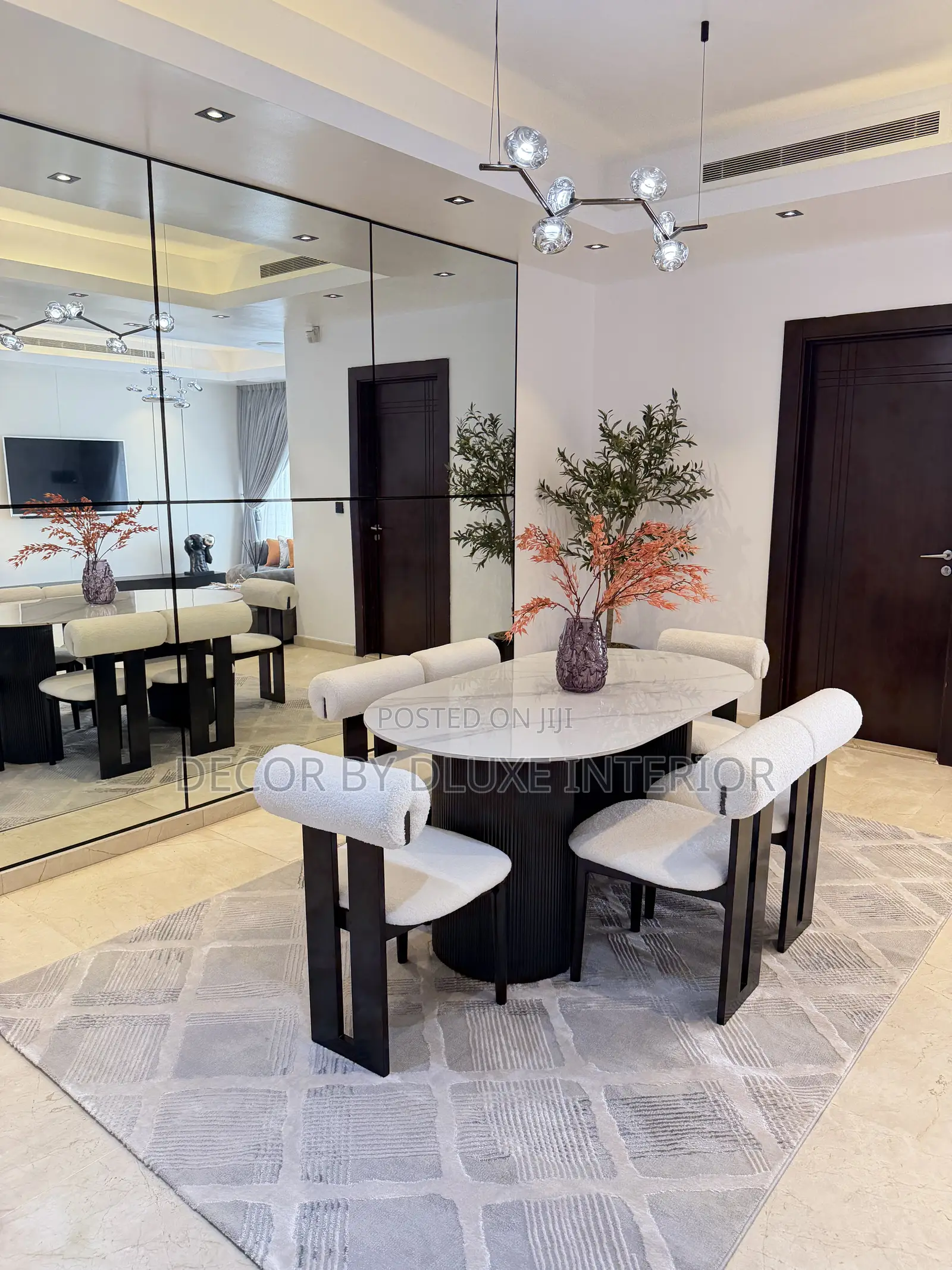 Luxury Minimalist 6 Seater Dining Set