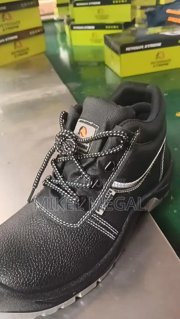 Safety Shoe Available