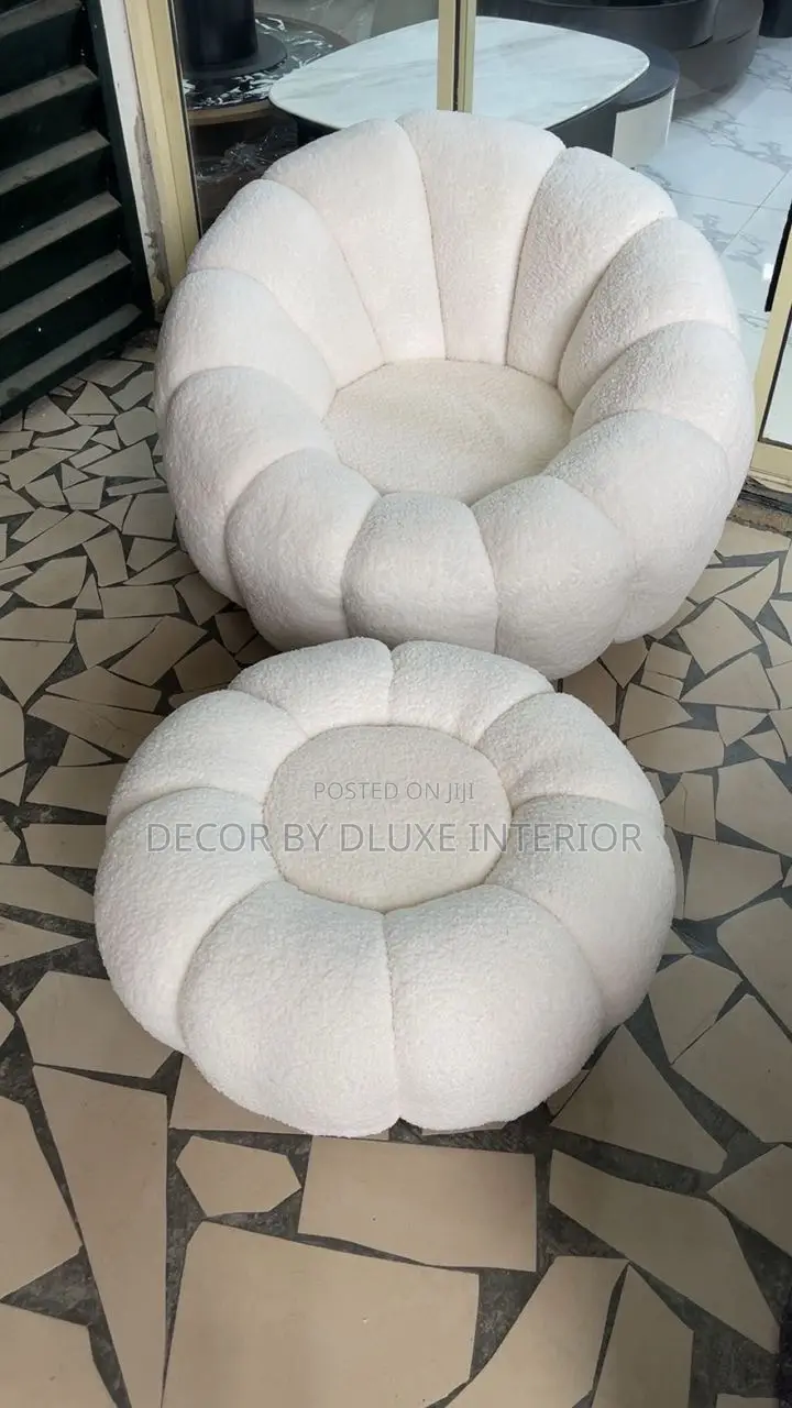 Lazy Sofa Couch Chair With Footrest / Bean Bag