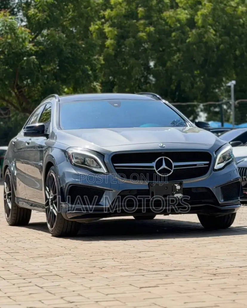 Mercedes-Benz GLA-Class 2017 Gray