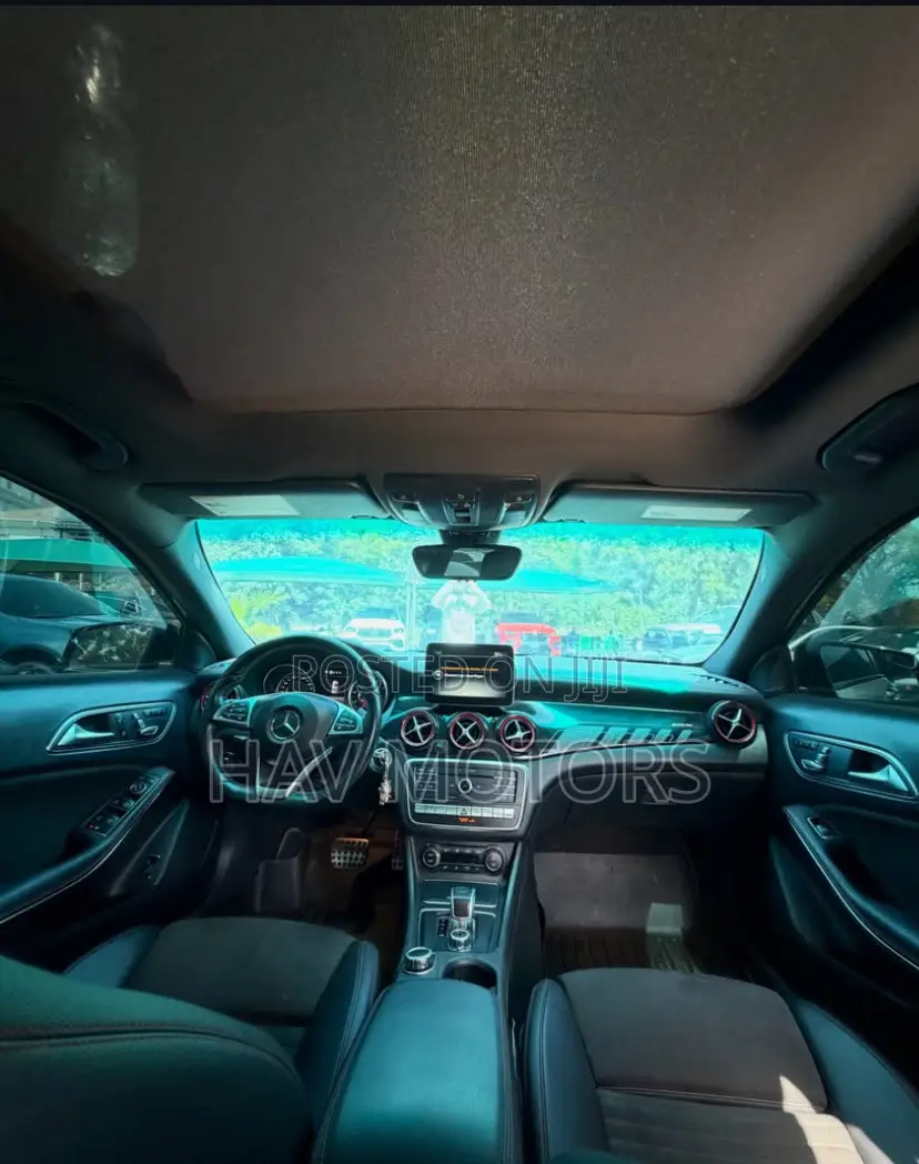 Mercedes-Benz GLA-Class 2017 Gray
