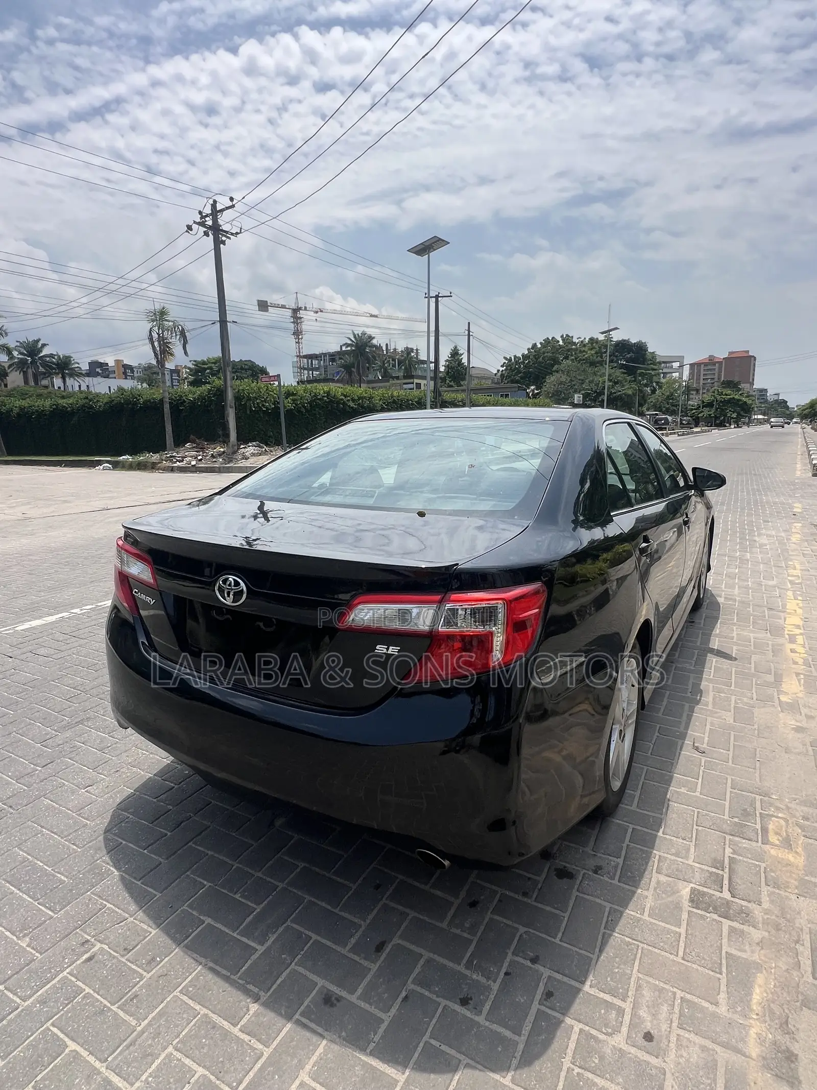 Toyota Camry SE 4dr Sedan (2.5L 4cyl 6A) 2013 Black
