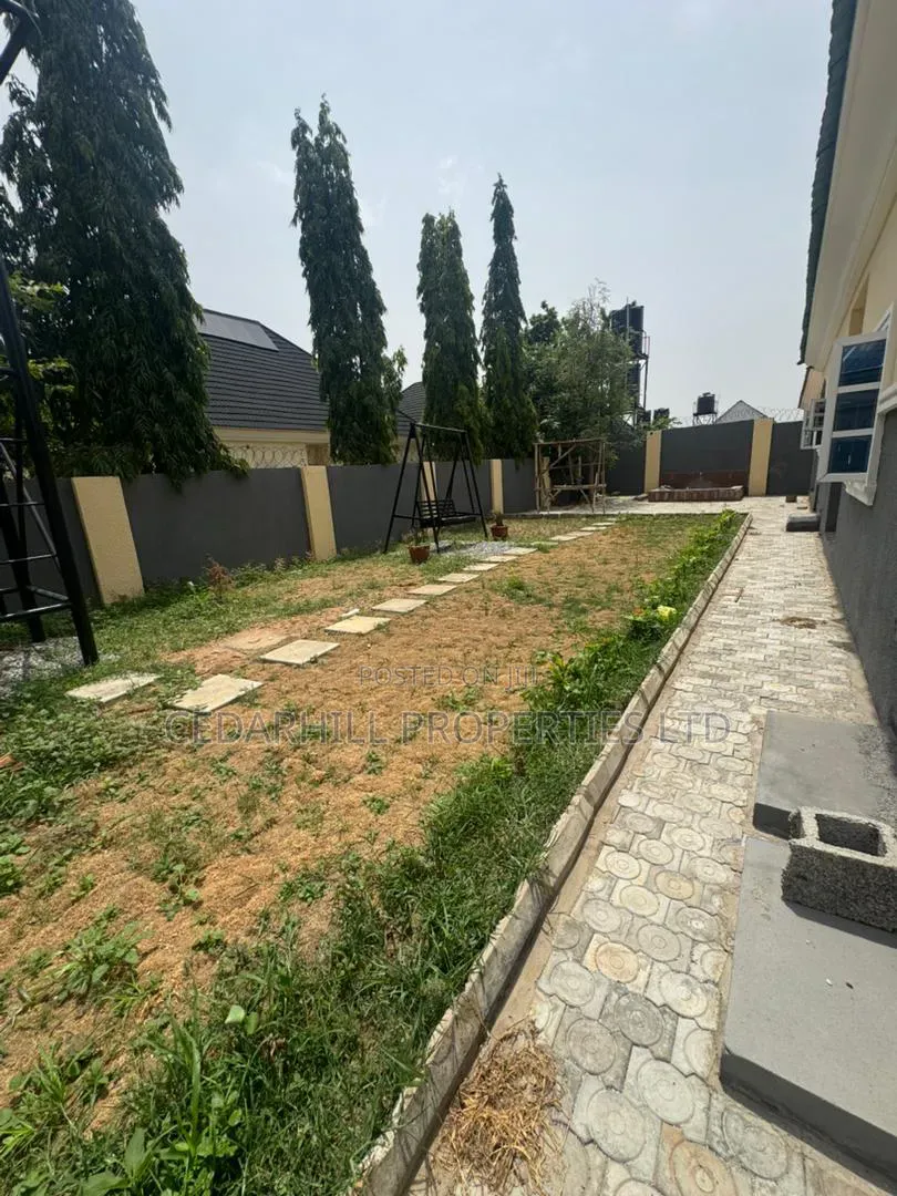 4bdrm Bungalow in Mab Global, Gwarinpa for rent
