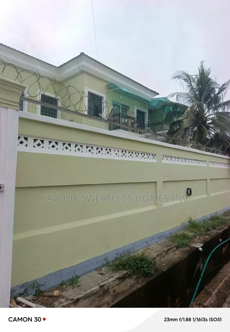 4bdrm Duplex in Magodo Ph1 Gra for rent