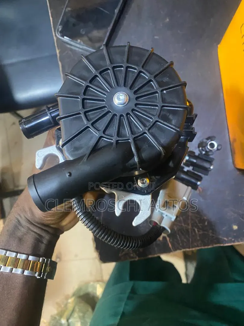 High Quality Certified Brand New Air Injection Pump Prado 2020