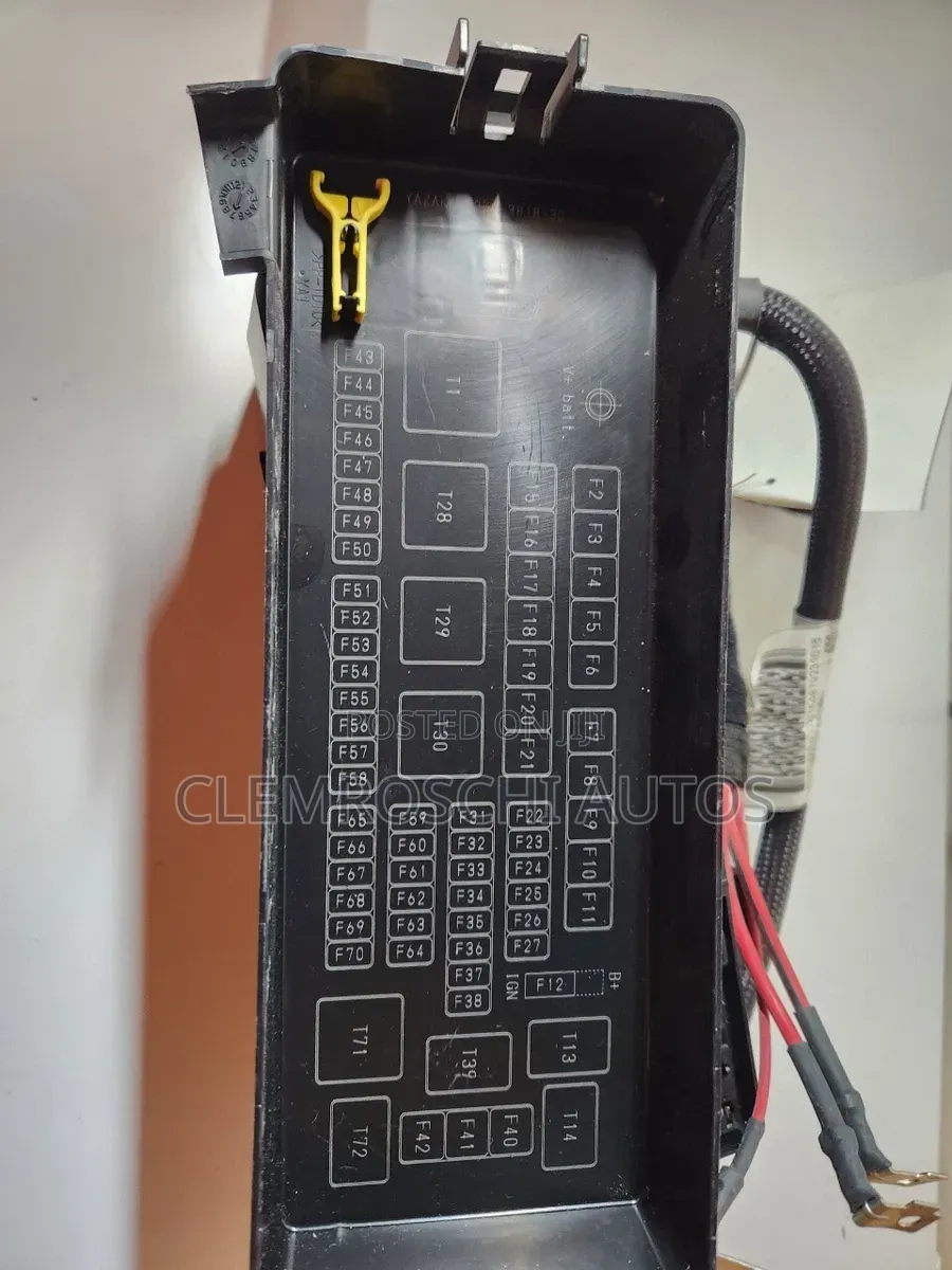 High Quality Certified Complete Back Fuse Box Maserati Lavente 2025