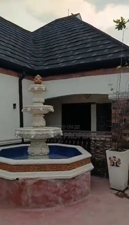 4bdrm Bungalow in Rumuahalu for sale