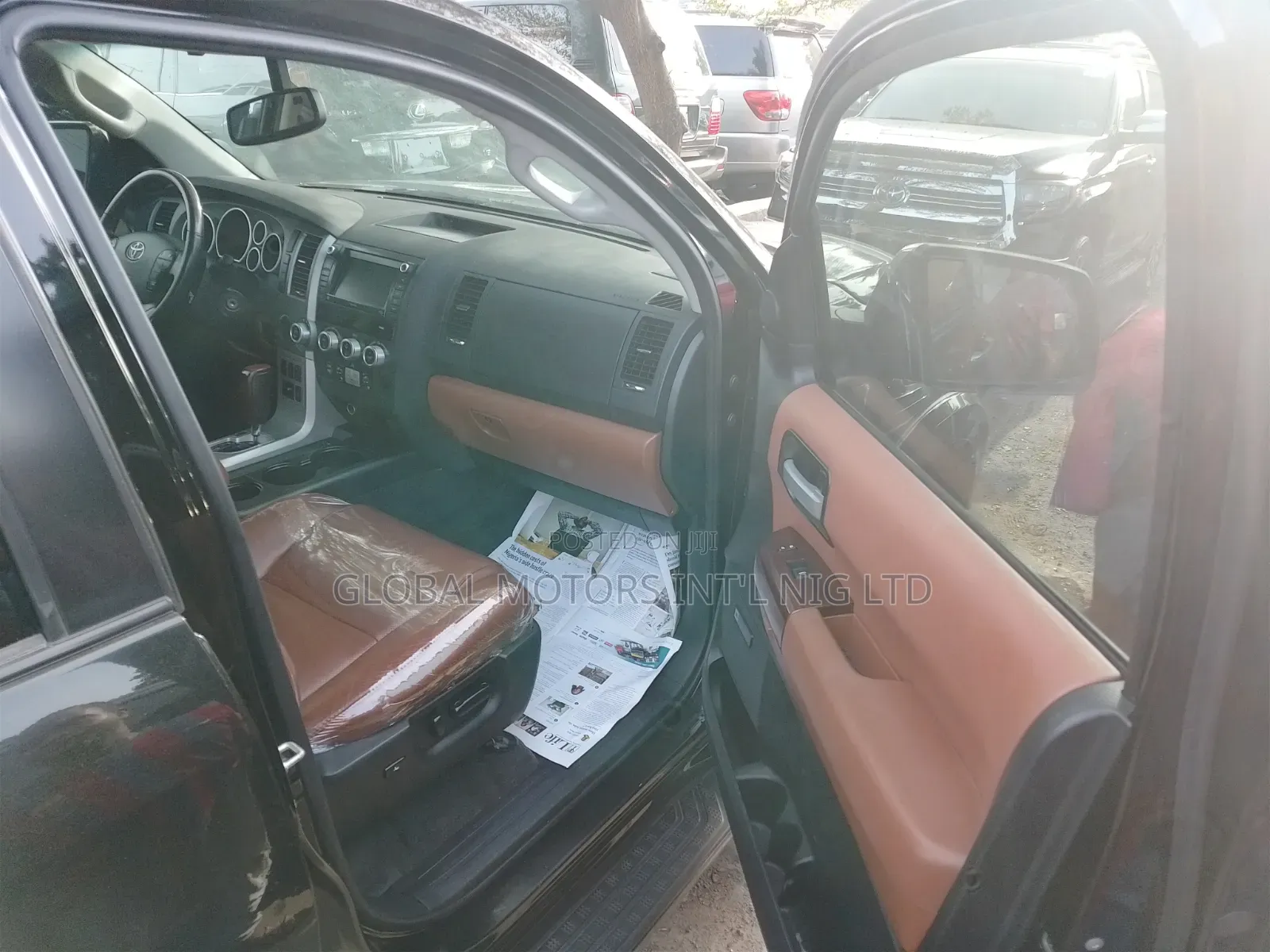 Toyota Sequoia 2012. 2013 Full Option