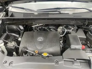 Toyota Highlander Limited 4x4 V6 (3.5L 6cyl 8A) 2017 Black