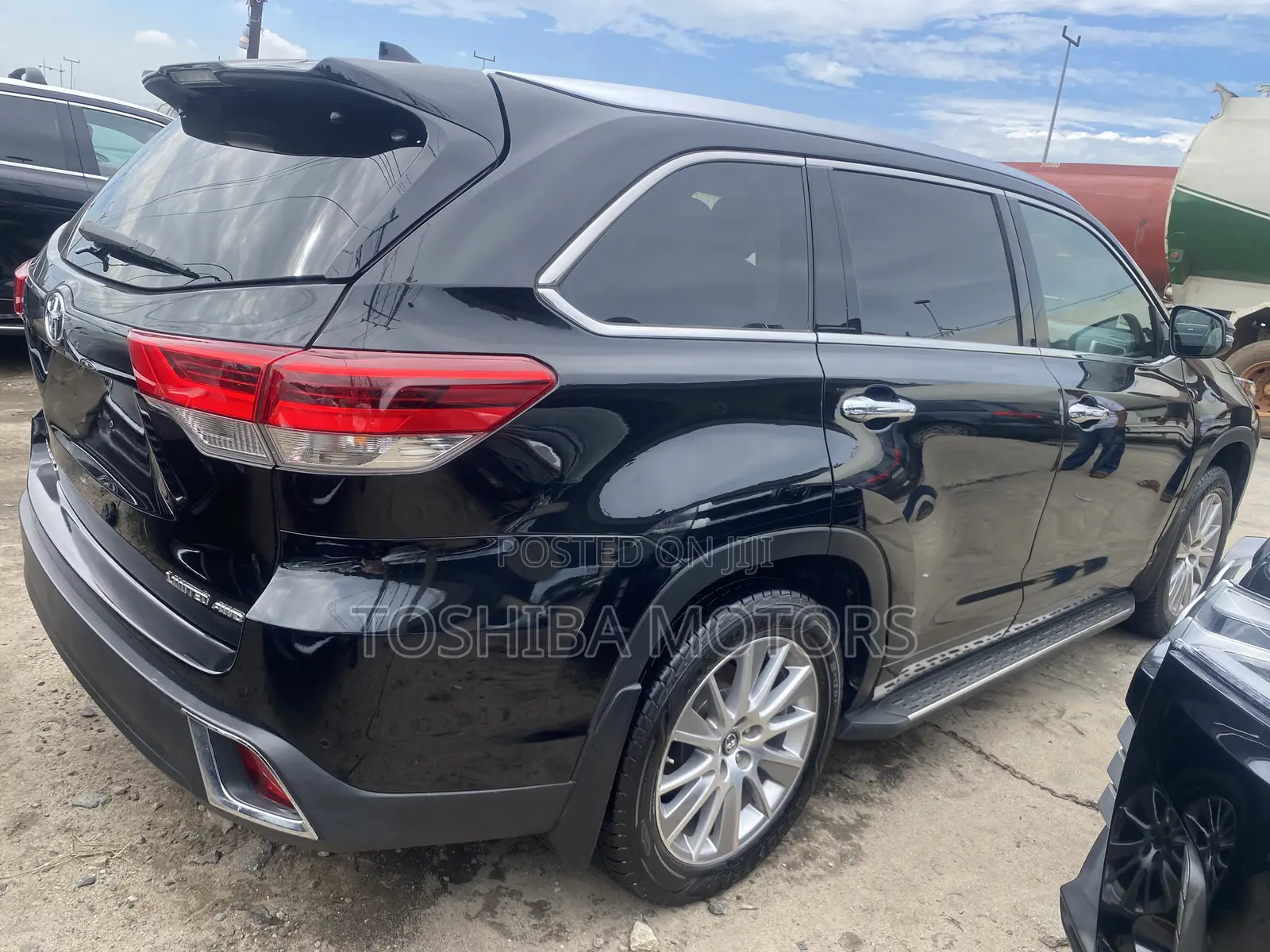 Toyota Highlander Limited 4x4 V6 (3.5L 6cyl 8A) 2017 Black