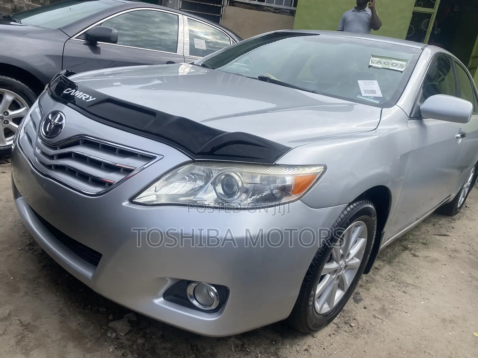 Toyota Camry XLE V6 4dr Sedan (3.5L 6cyl 6AM) 2010 Silver