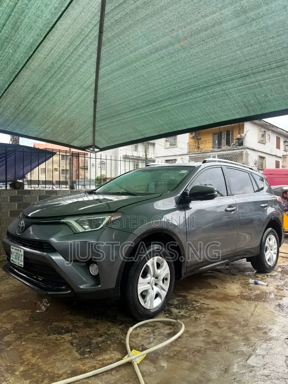 Toyota RAV4 Limited 4dr SUV (2.5L 4cyl 6A) 2015 Gray