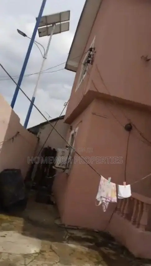 4bdrm Block of Flats in Rumuigbo for sale