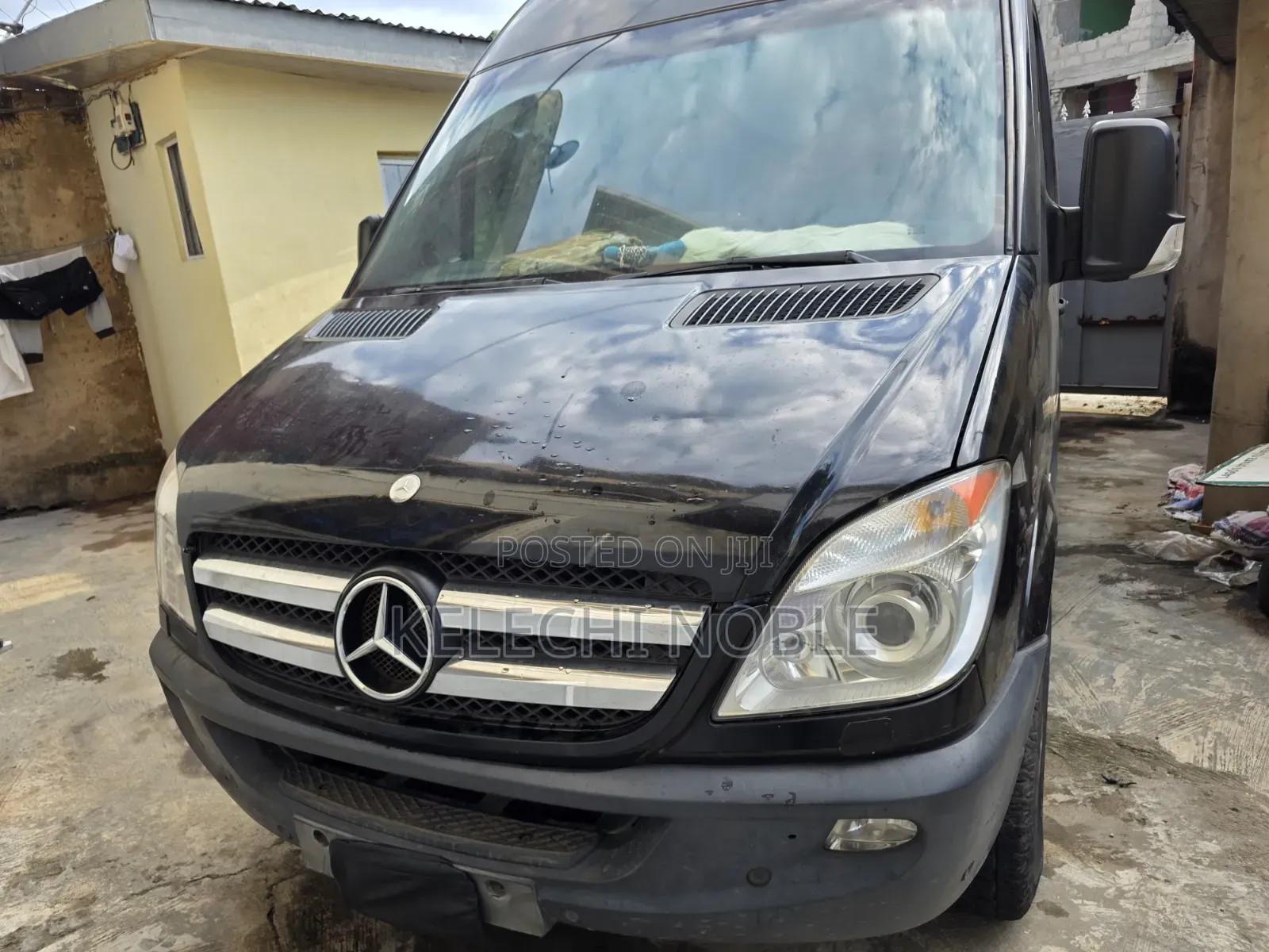 Mercedes-Benz Sprinter 2012 Black