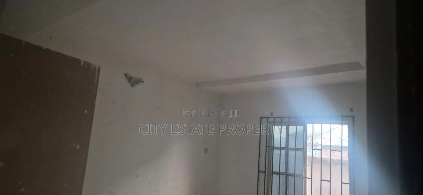 2bdrm Block of Flats in Pounds Estate, Rumuduru for rent
