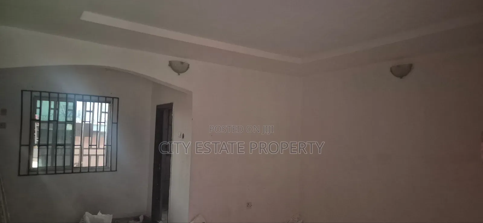 2bdrm Block of Flats in Pounds Estate, Rumuduru for rent