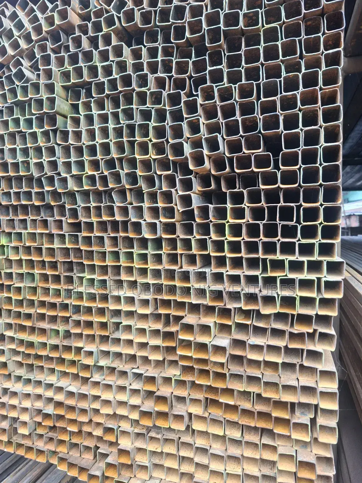 25*25*1.5mm Square Pipes Available