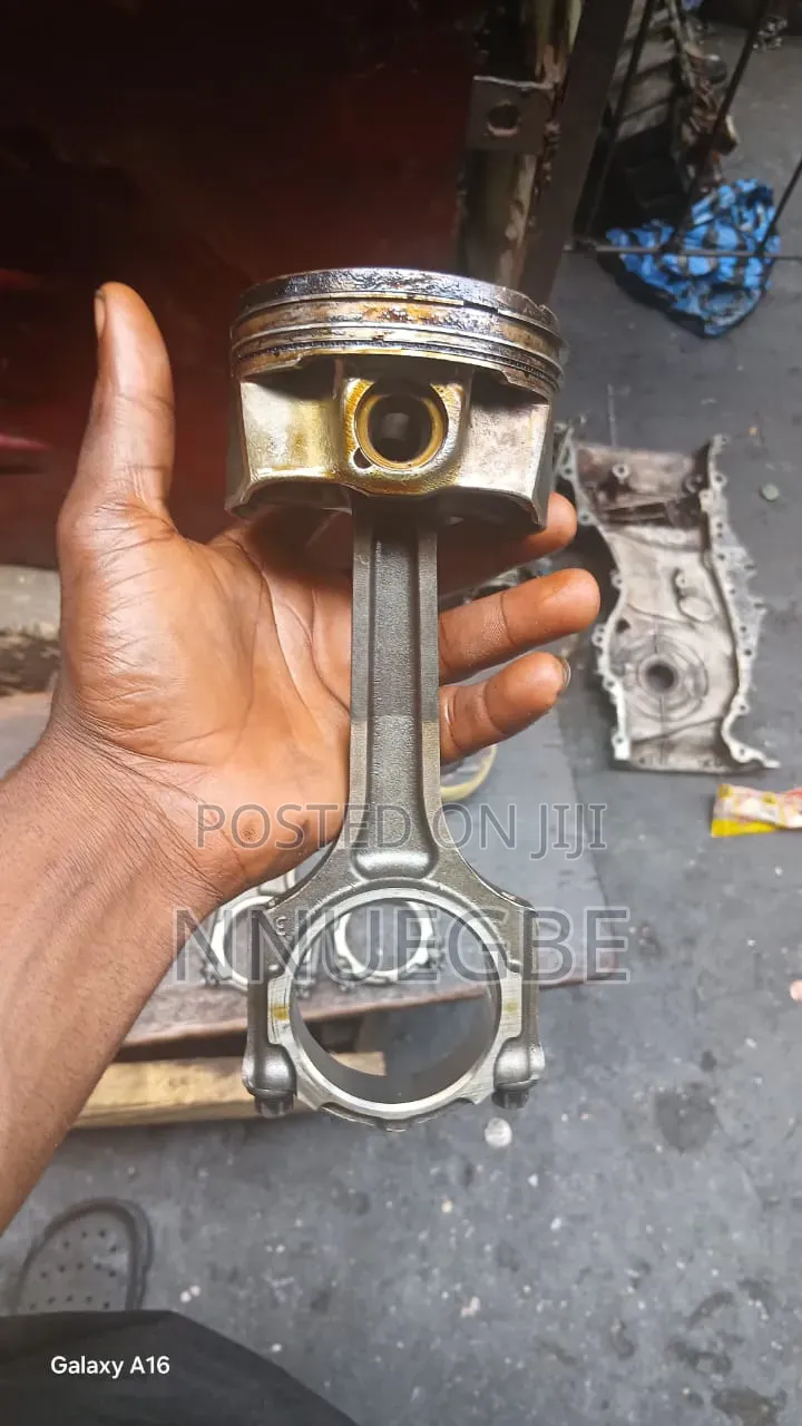 Piston Ford Ranger Latest Model 4 Plug Sold With Warranty