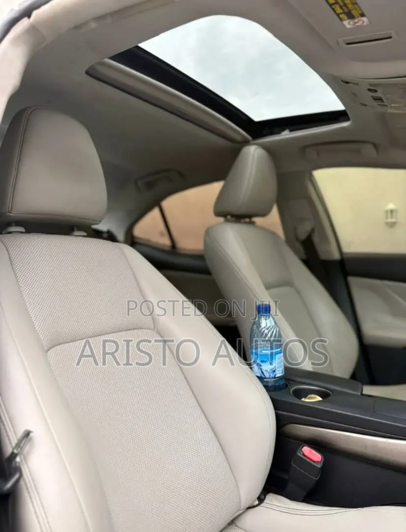 Lexus IS 250 2015 White