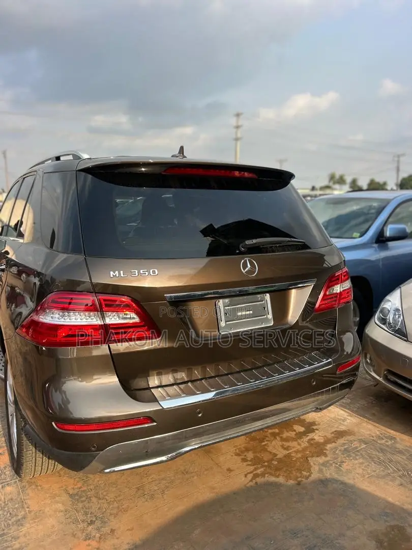 Mercedes-Benz M Class ML350 4dr SUV (3.5L 6cyl 7A) 2015 Brown