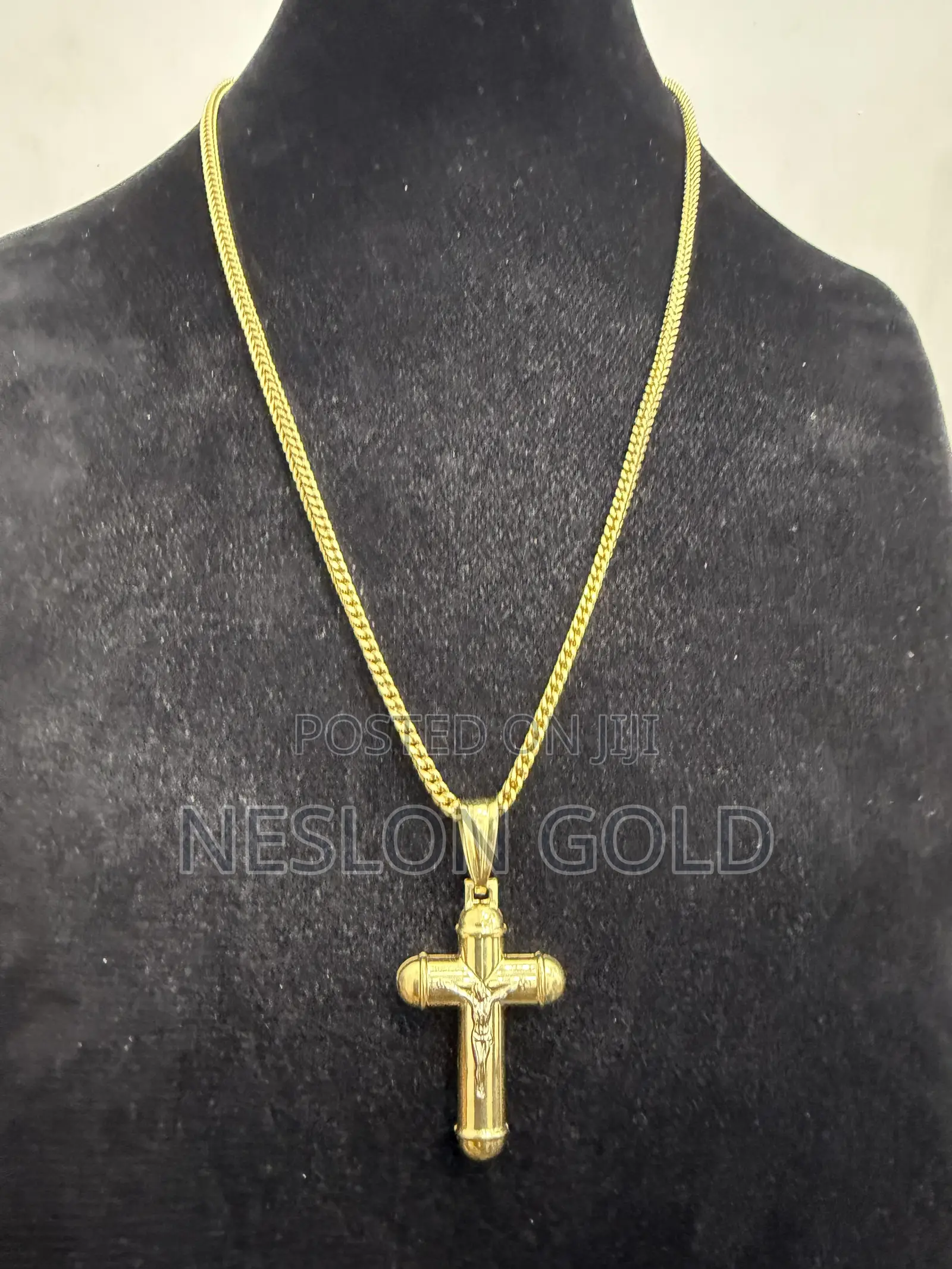Italy 750 Tested 18karat Solid Gold Franco Wit Crucifix