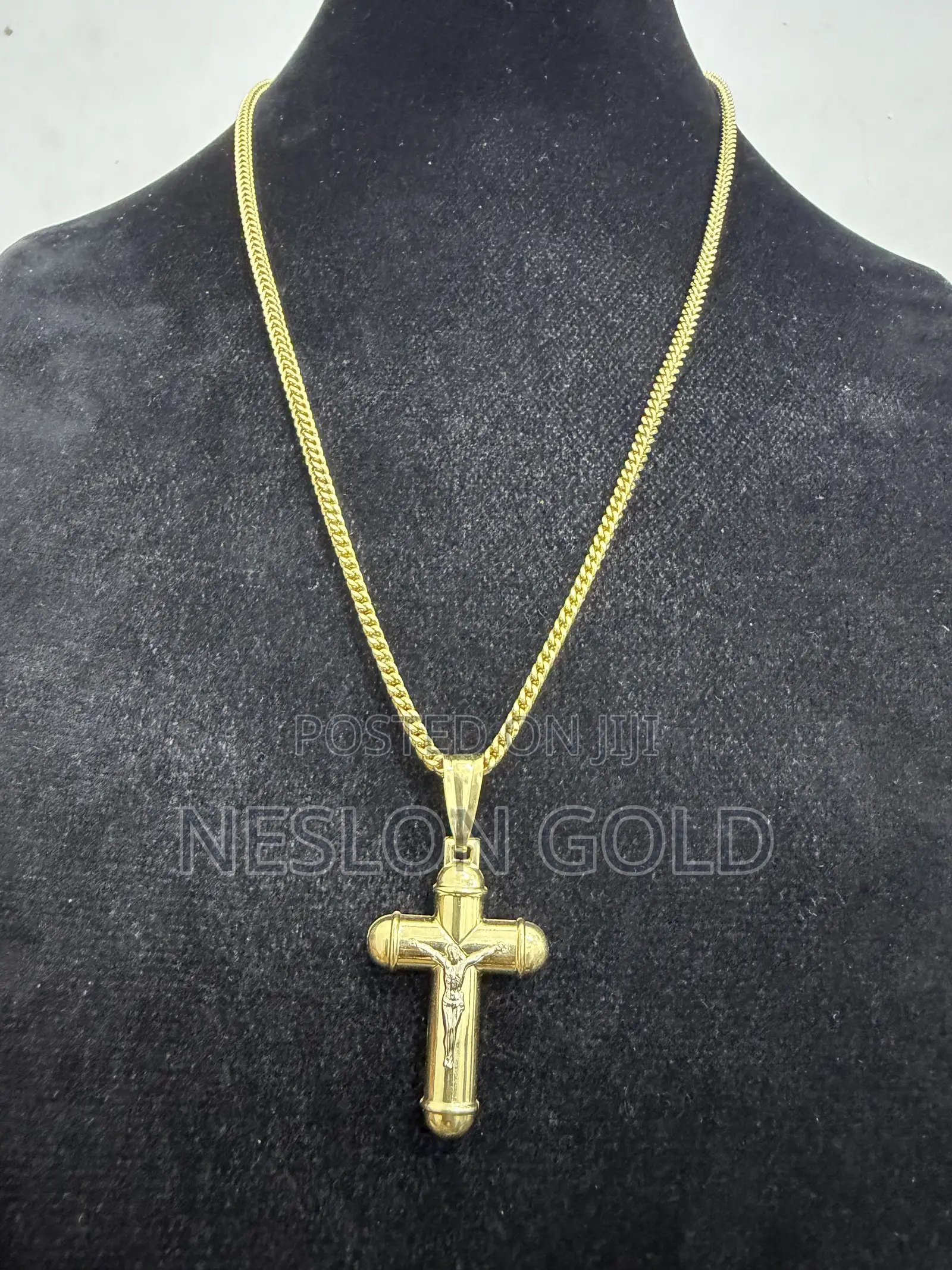 Italy 750 Tested 18karat Solid Gold Franco Wit Crucifix